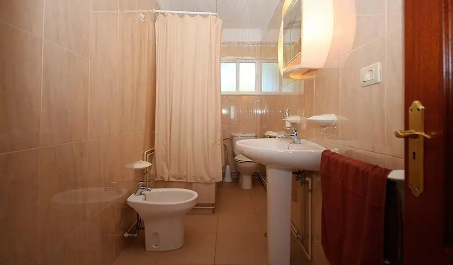 Apartment in Larino A Coruna 102060