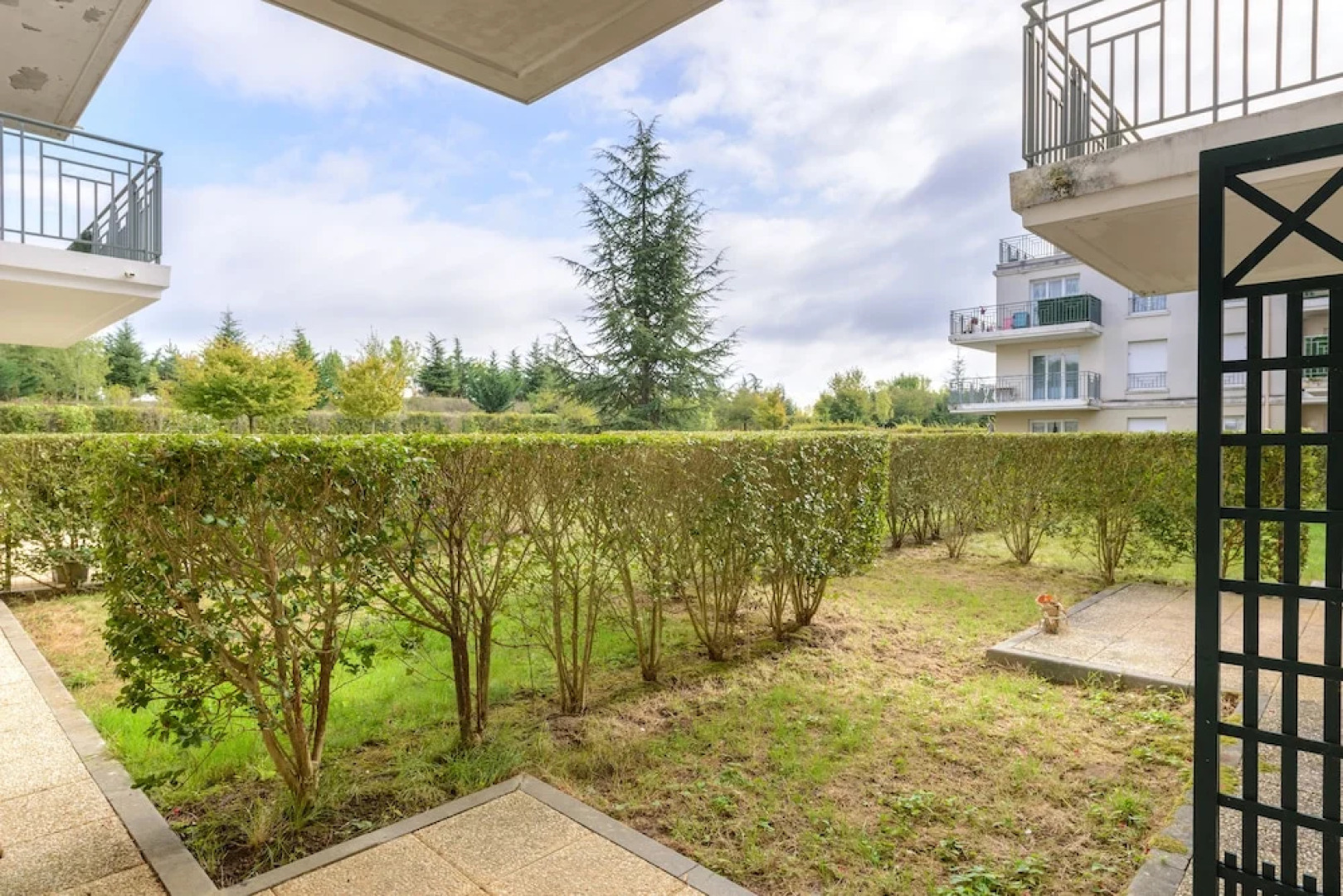 T2-4 pax Disneyland Paris with private parking