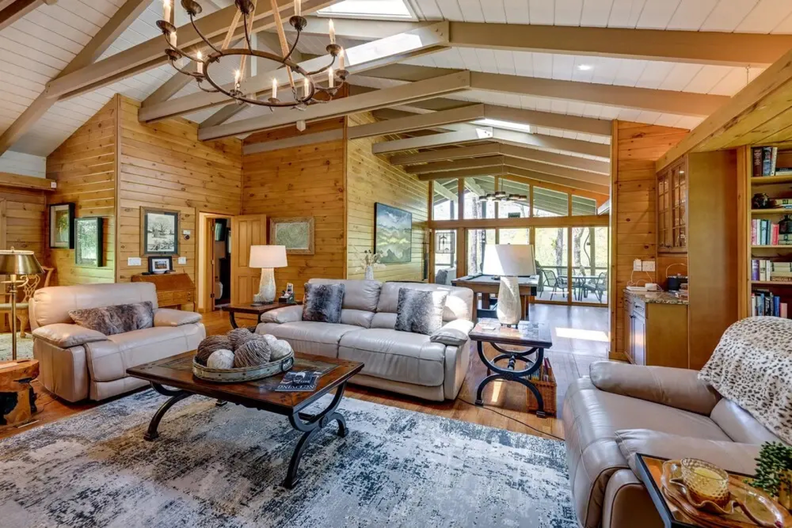 Luxe Glenville Cabin w/ Porch & BBQ ~ 5 Mi to Lake