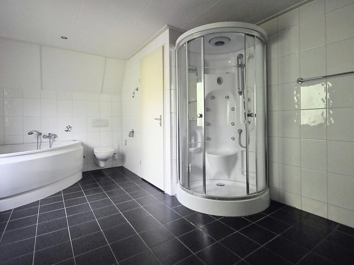 Detached Bungalow With Steam Shower Near Vrachelse Heide