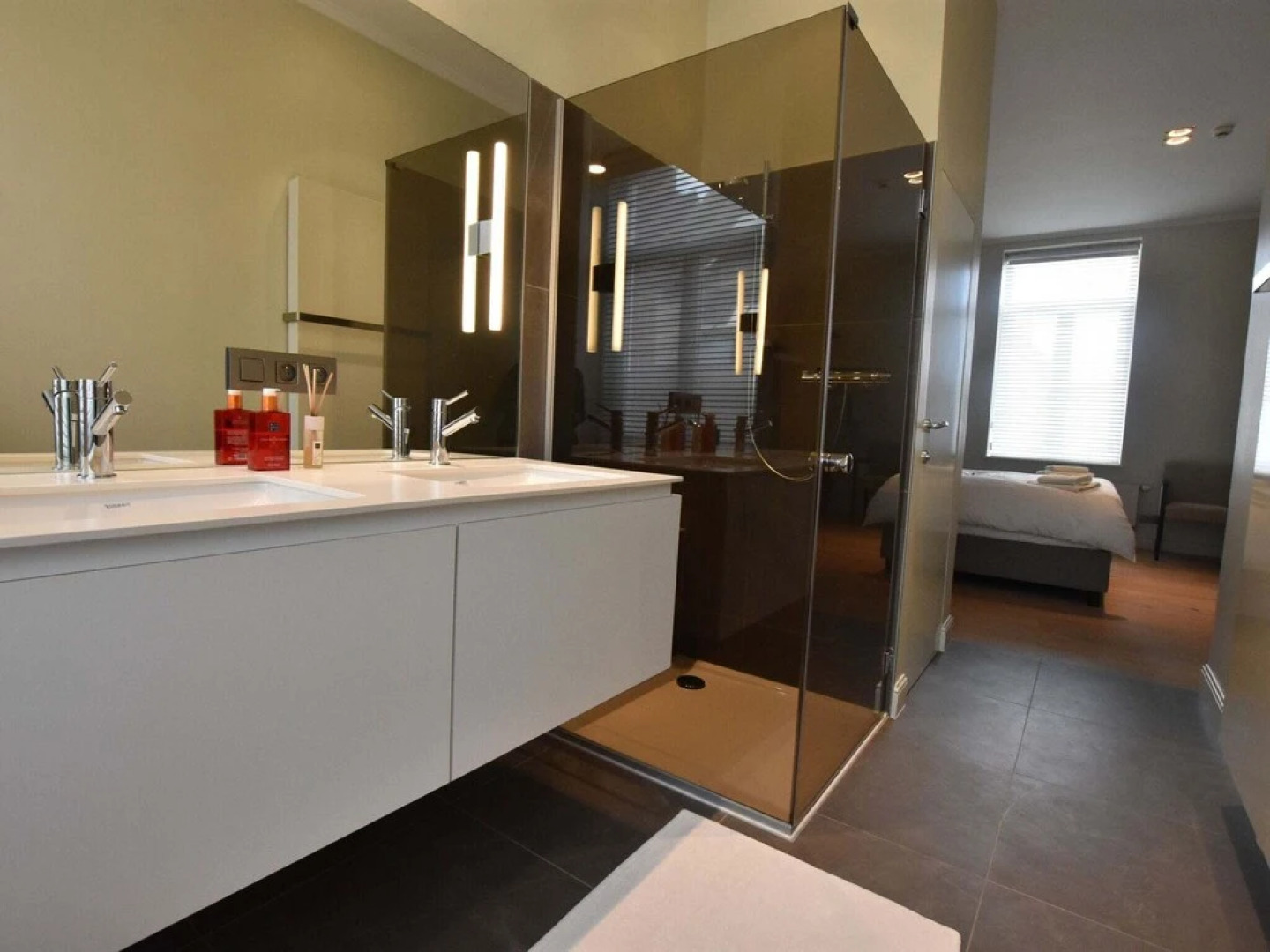 Spacious Villa in Knokke-Heist with Garden