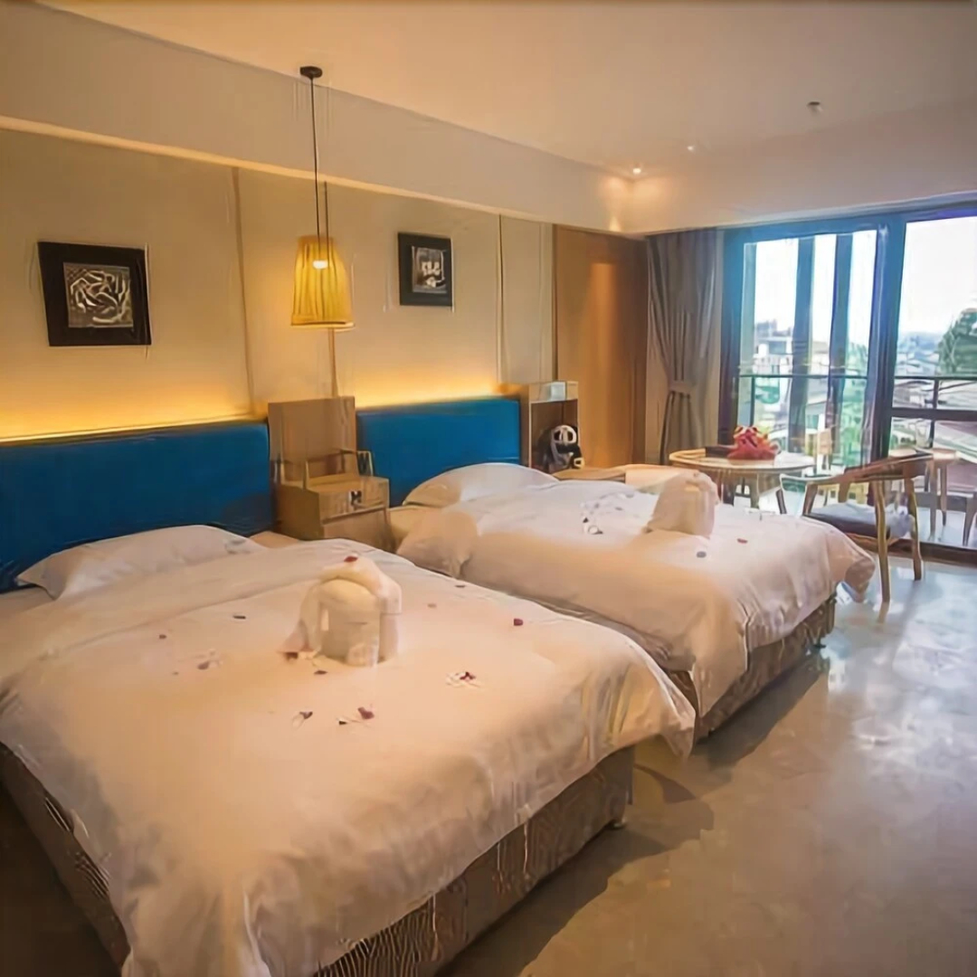 Qiliping Peninsula Hotel