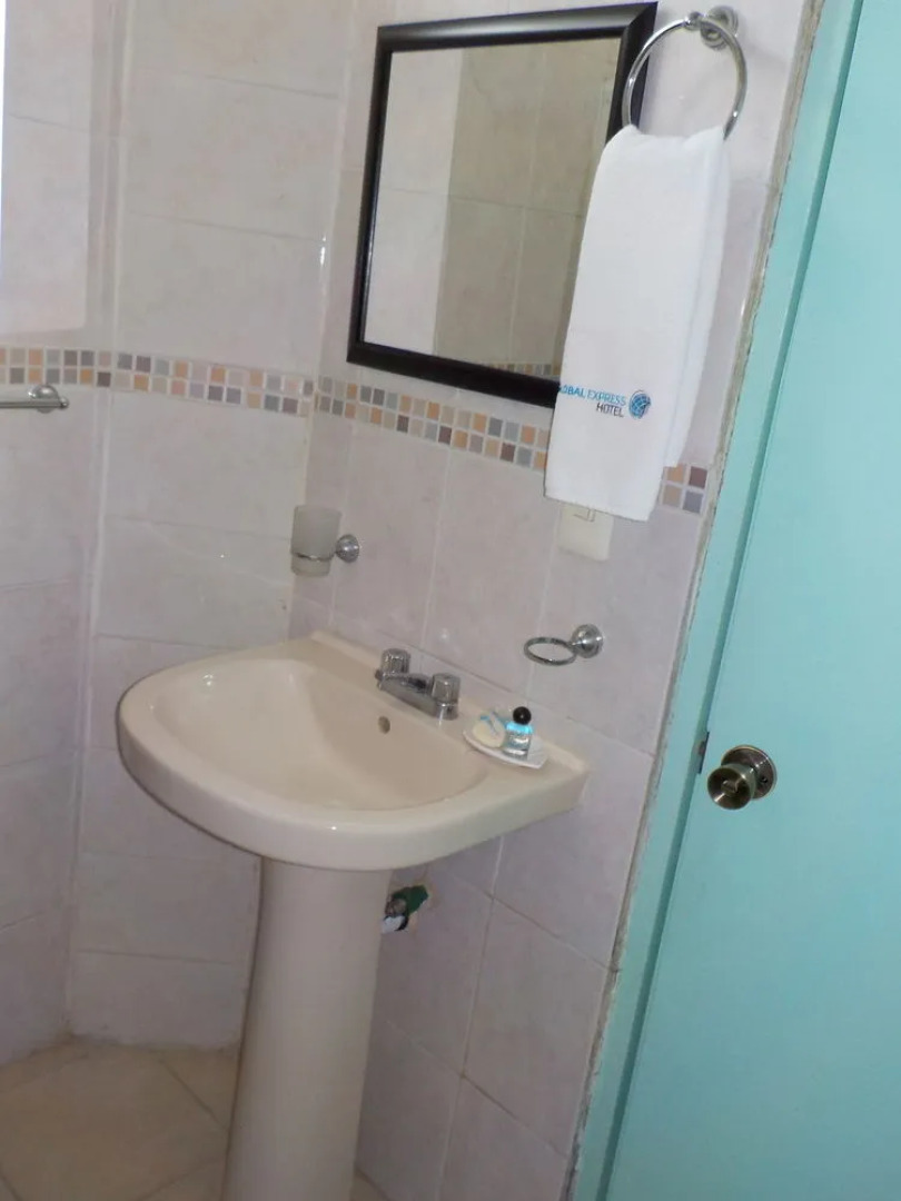 Hotel Global Express Alameda