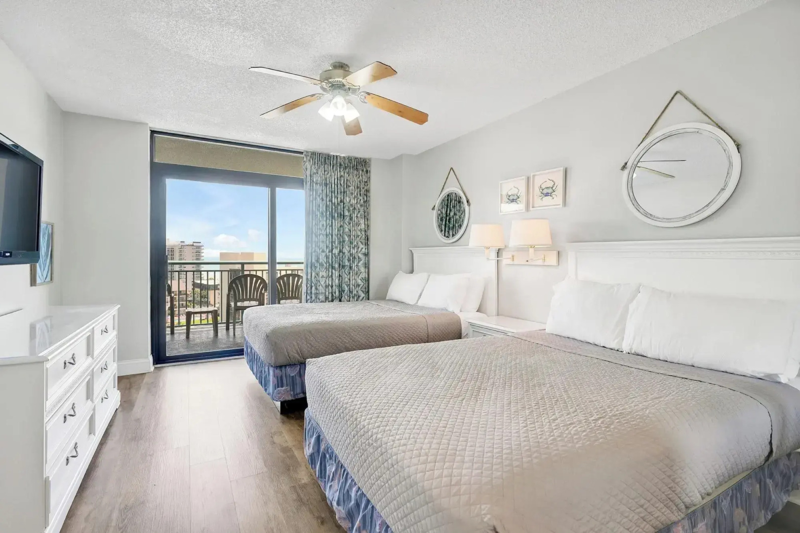 Sand Dunes Resort and Suites