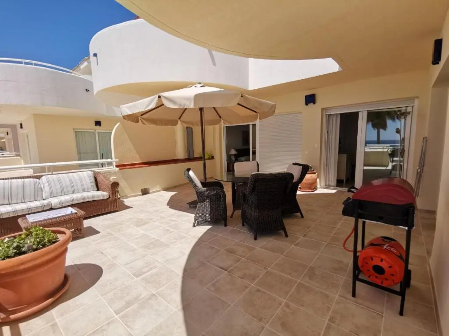 Sinfonia Del Mar Apartment