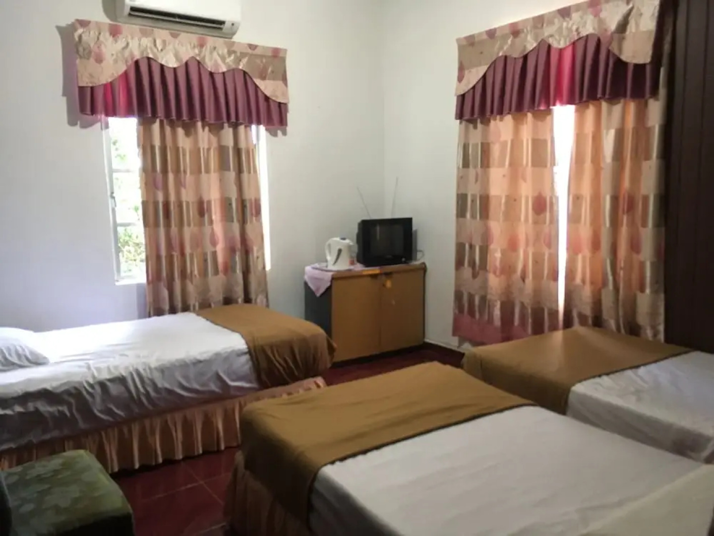 Anisaa Inn By OYO Rooms