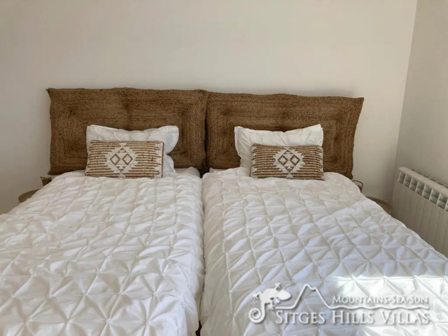 Stunning views to sea from Modern Villa El Mirador near Sitges