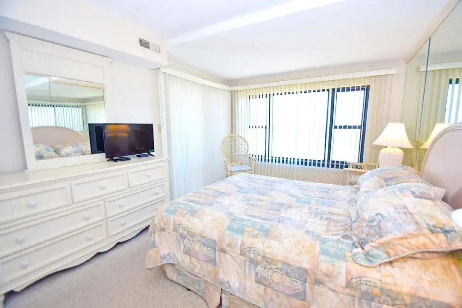 Diamond Beach 414 3 Bedroom Condo by RedAwning