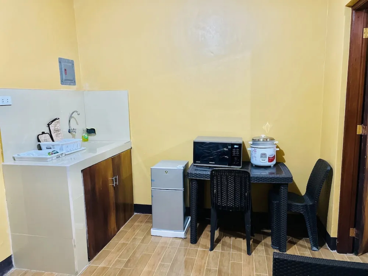 Natasha-Rey Beach Resort