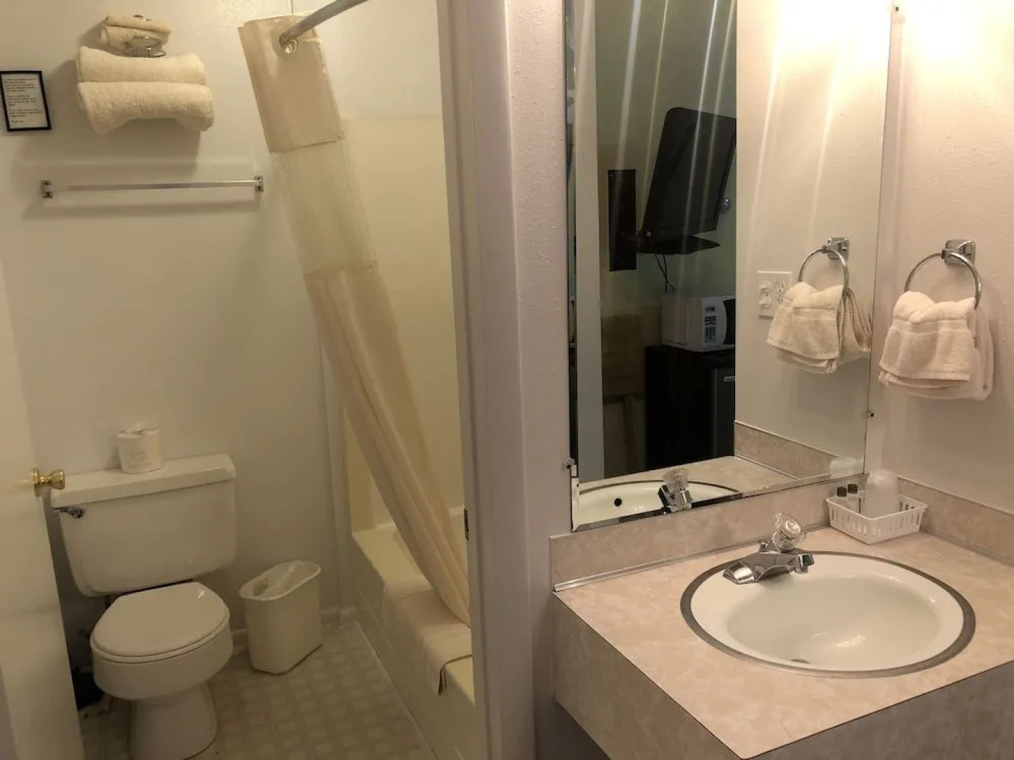 The Fossil Butte Motel