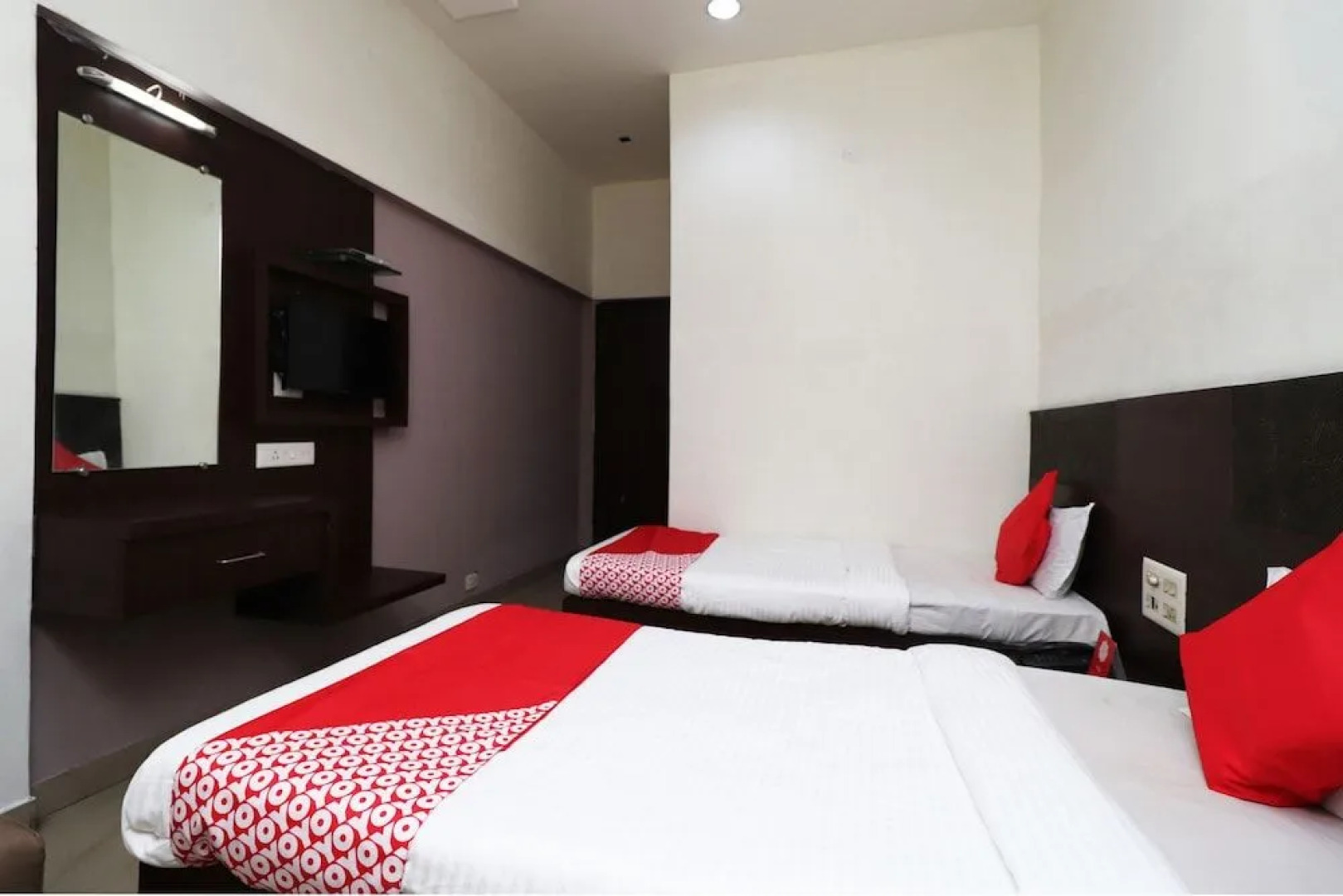 Hotel Payal by OYO Rooms