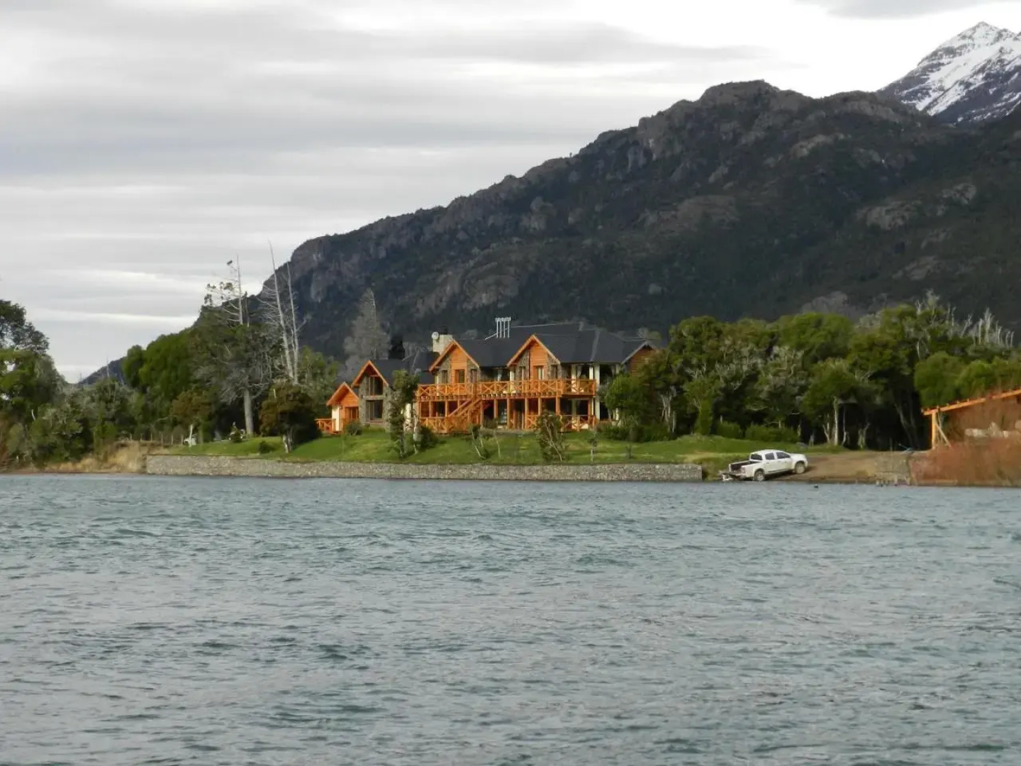 Sendero Lodge