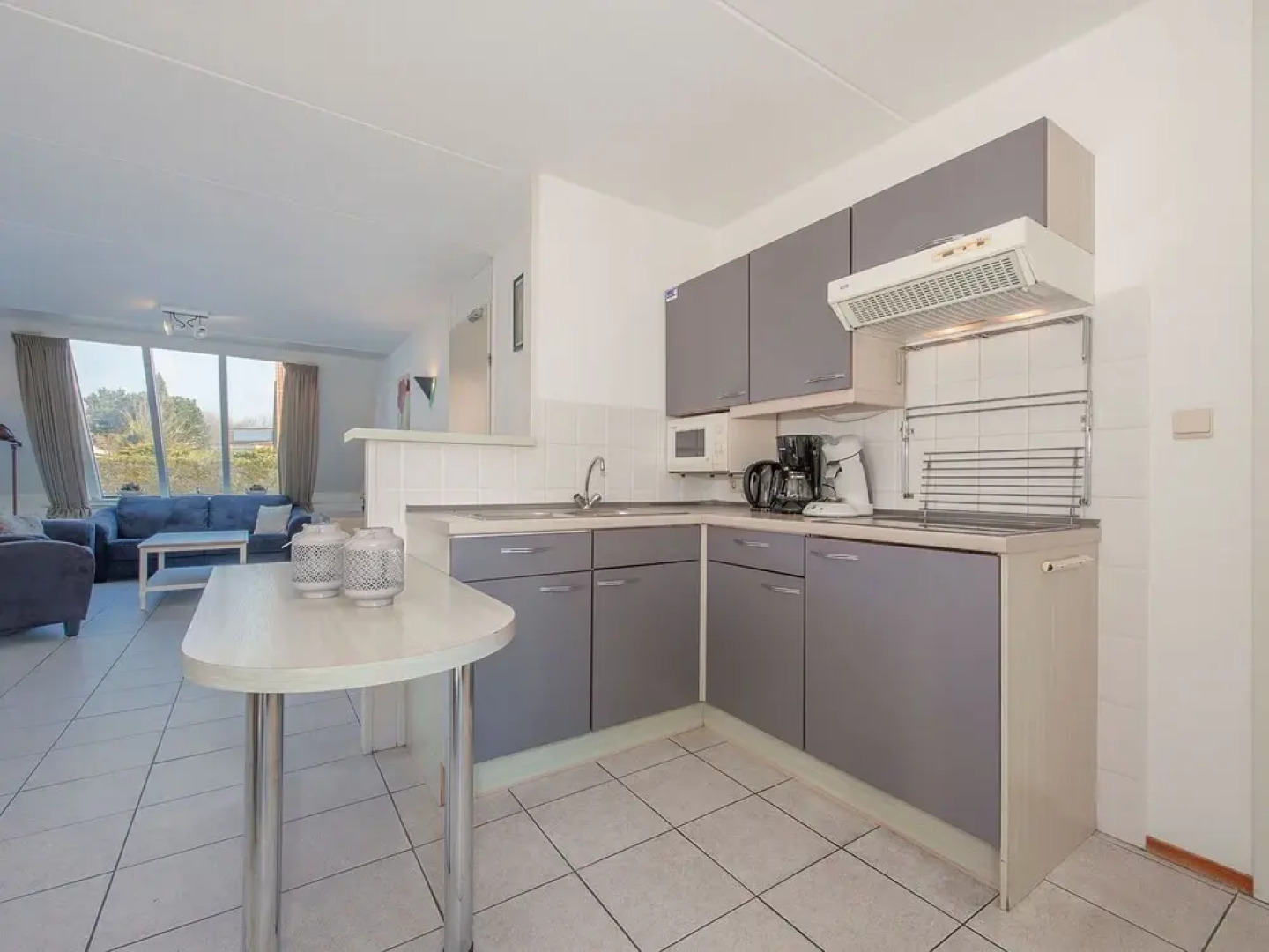 Detached Villa With Microwave, 1 km. From the sea and Beach