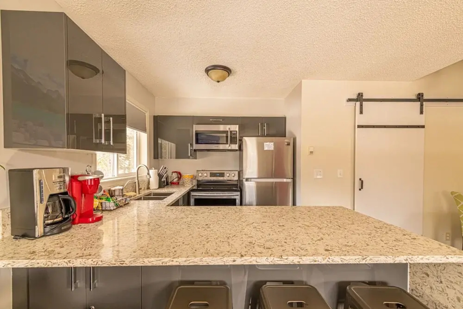 Banff Boundary Lodge 2 BR Condo & studio