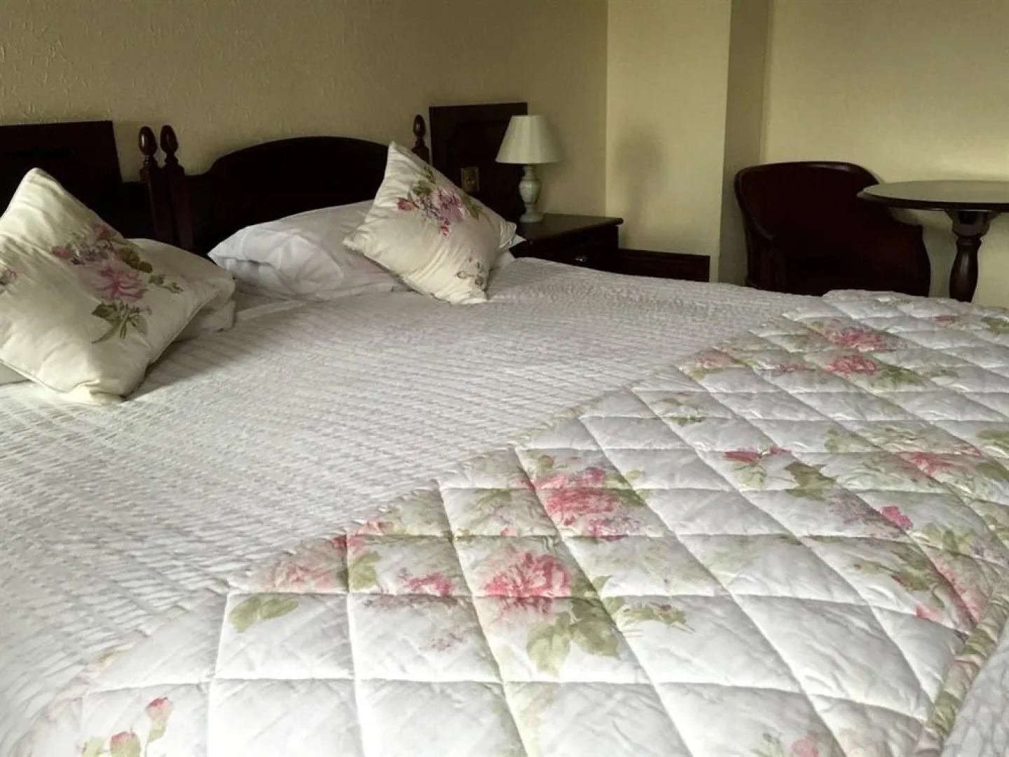Woodborough Inn