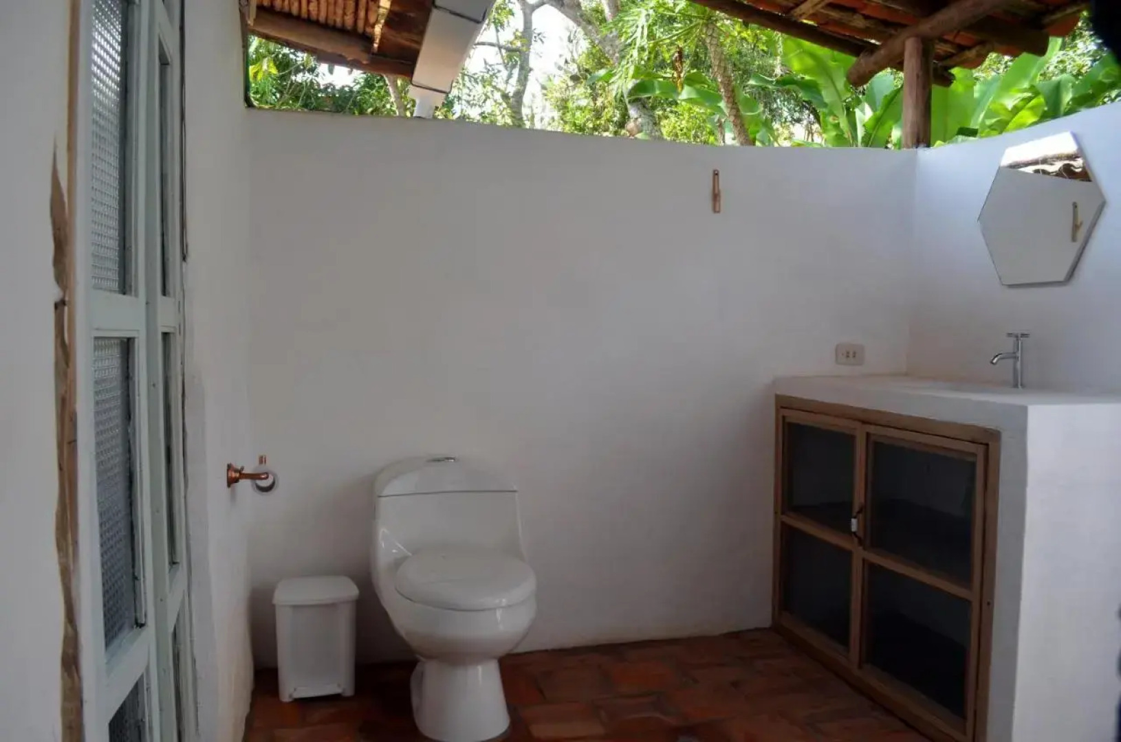 Albahaca Hospedaje Tienda