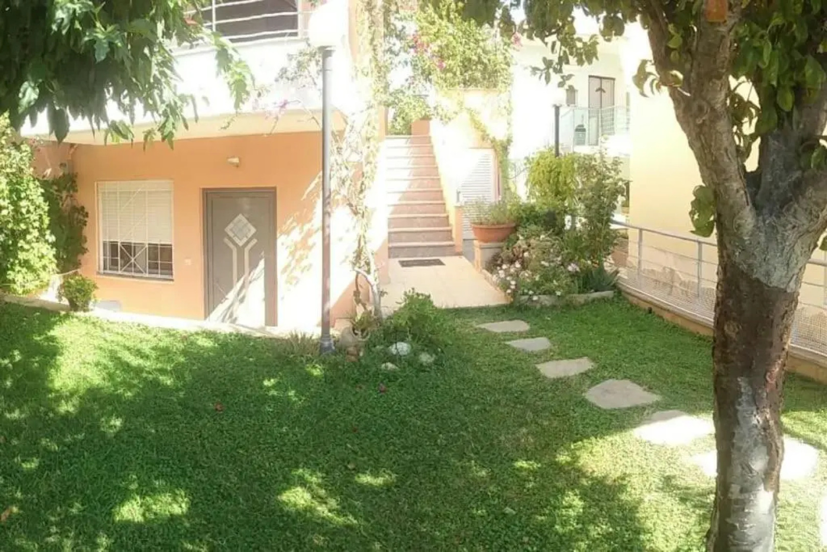 Chara’s family residence with garden for 4 persons KASTROSIKIA - PREVEZA