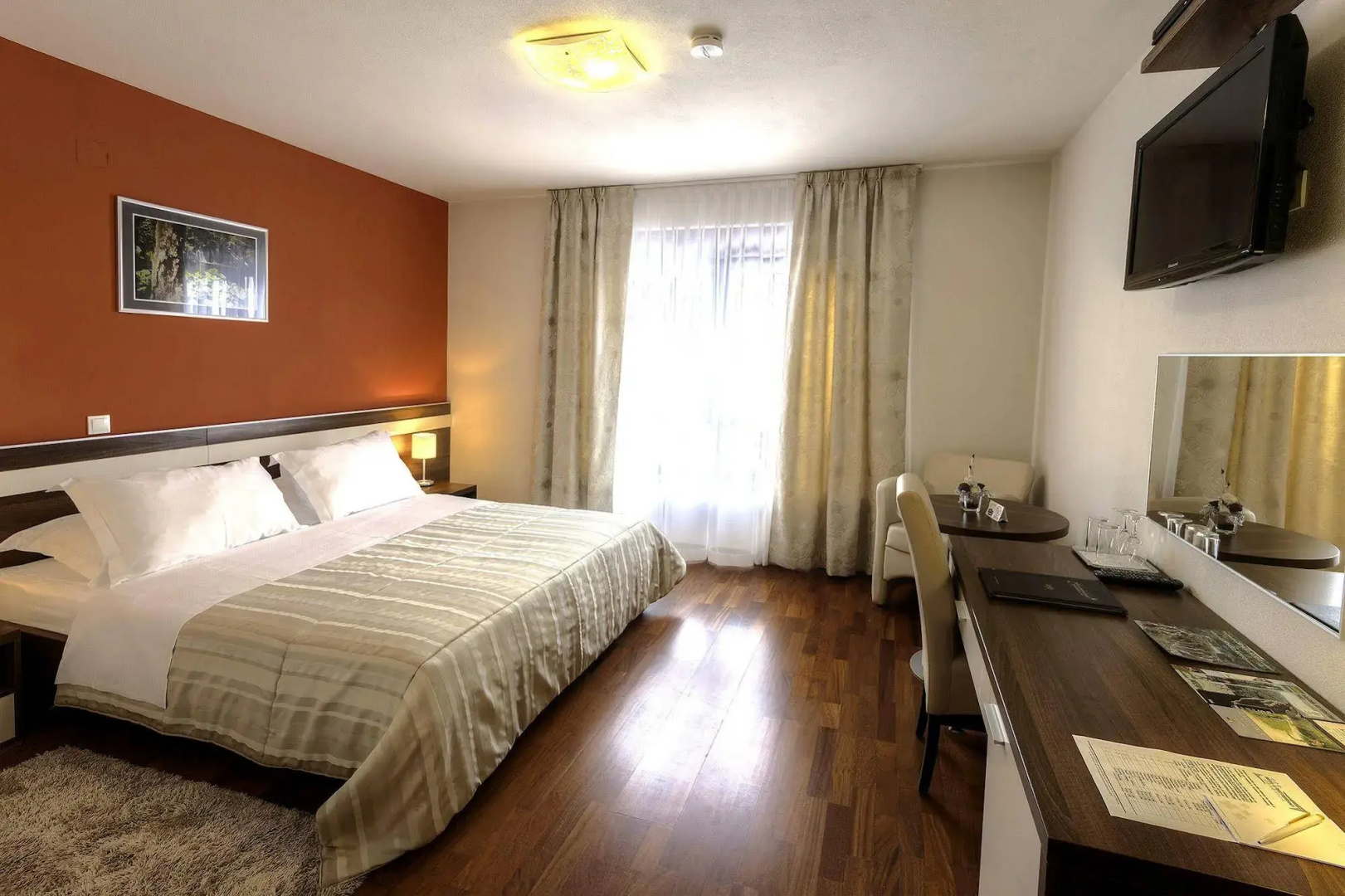 Hotel Degenija