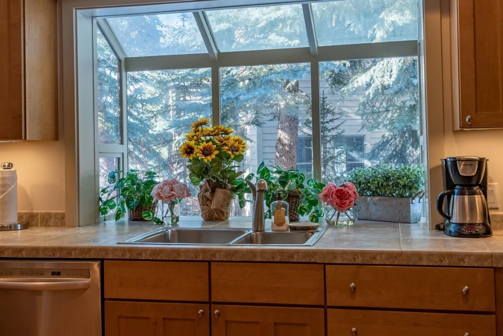 Yeagr Home Elkhorn by RedAwning