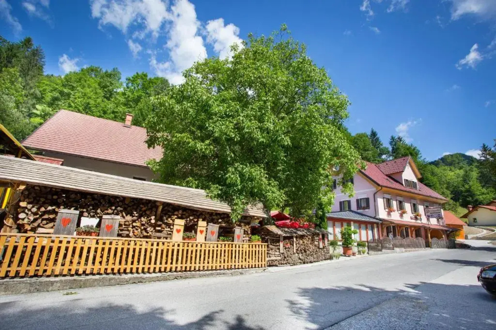 Guest House Gostišče Gačnk V Logu