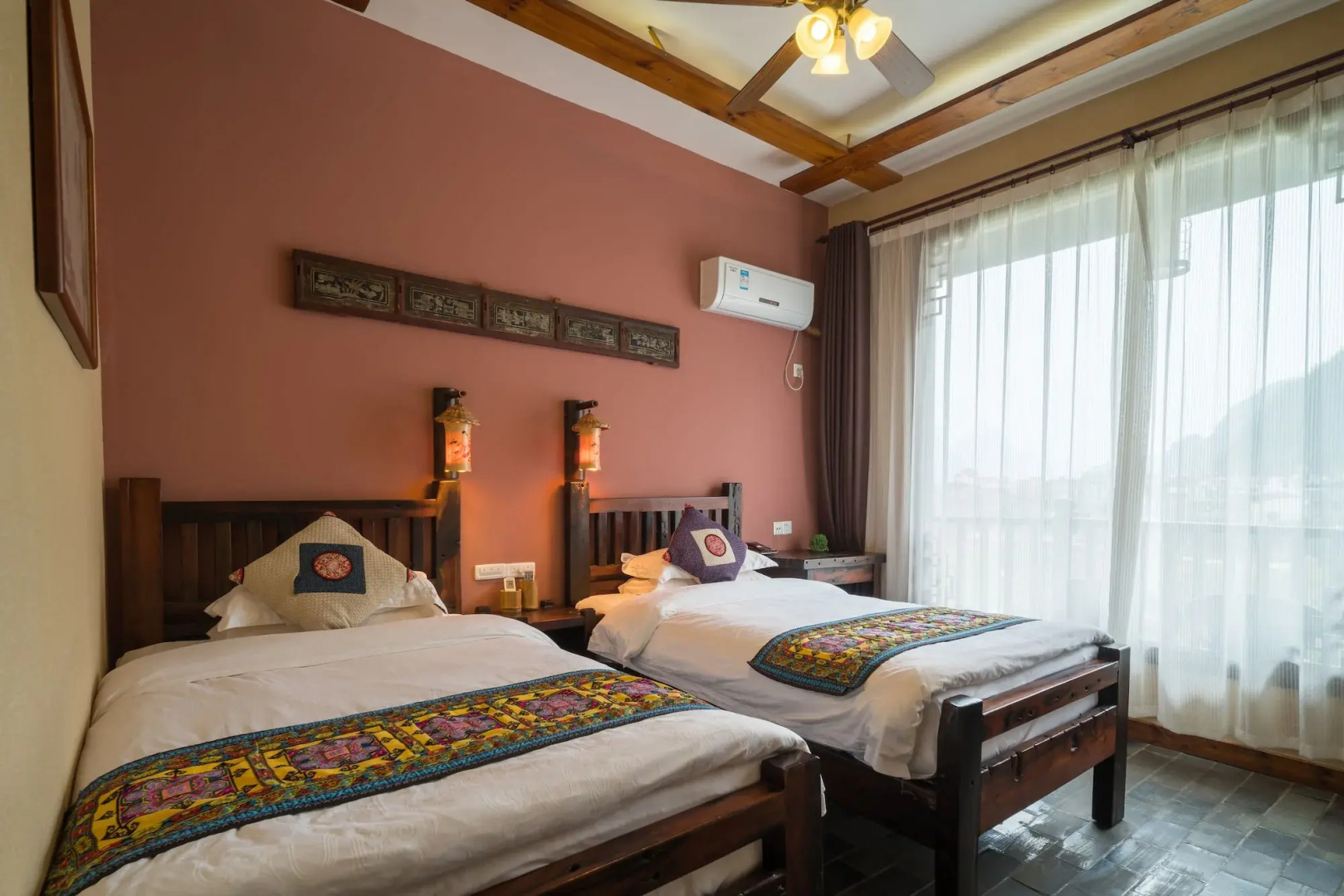 Yangshuo Mountain Nest Boutique Hotel