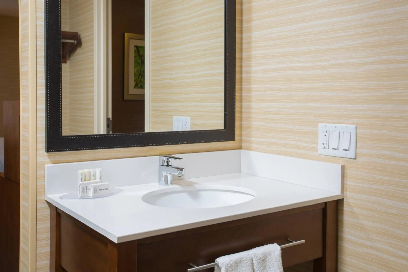 Fairfield Inn by Marriot Manchester-Boston Regional Airport