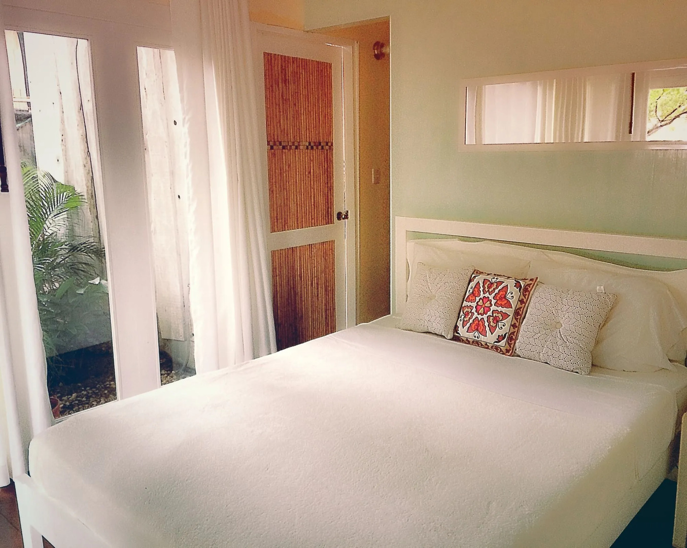 Ocho Artisan Bungalows - Adults only