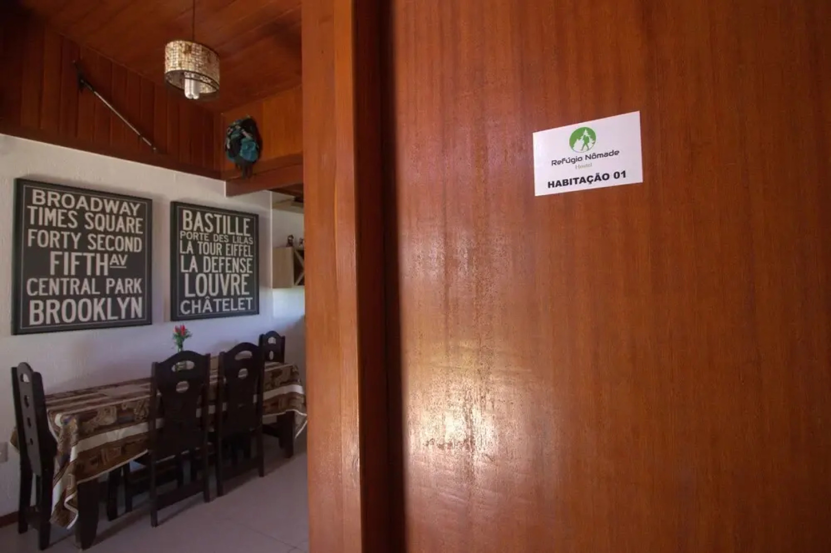 Refúgio Nômade Hostel