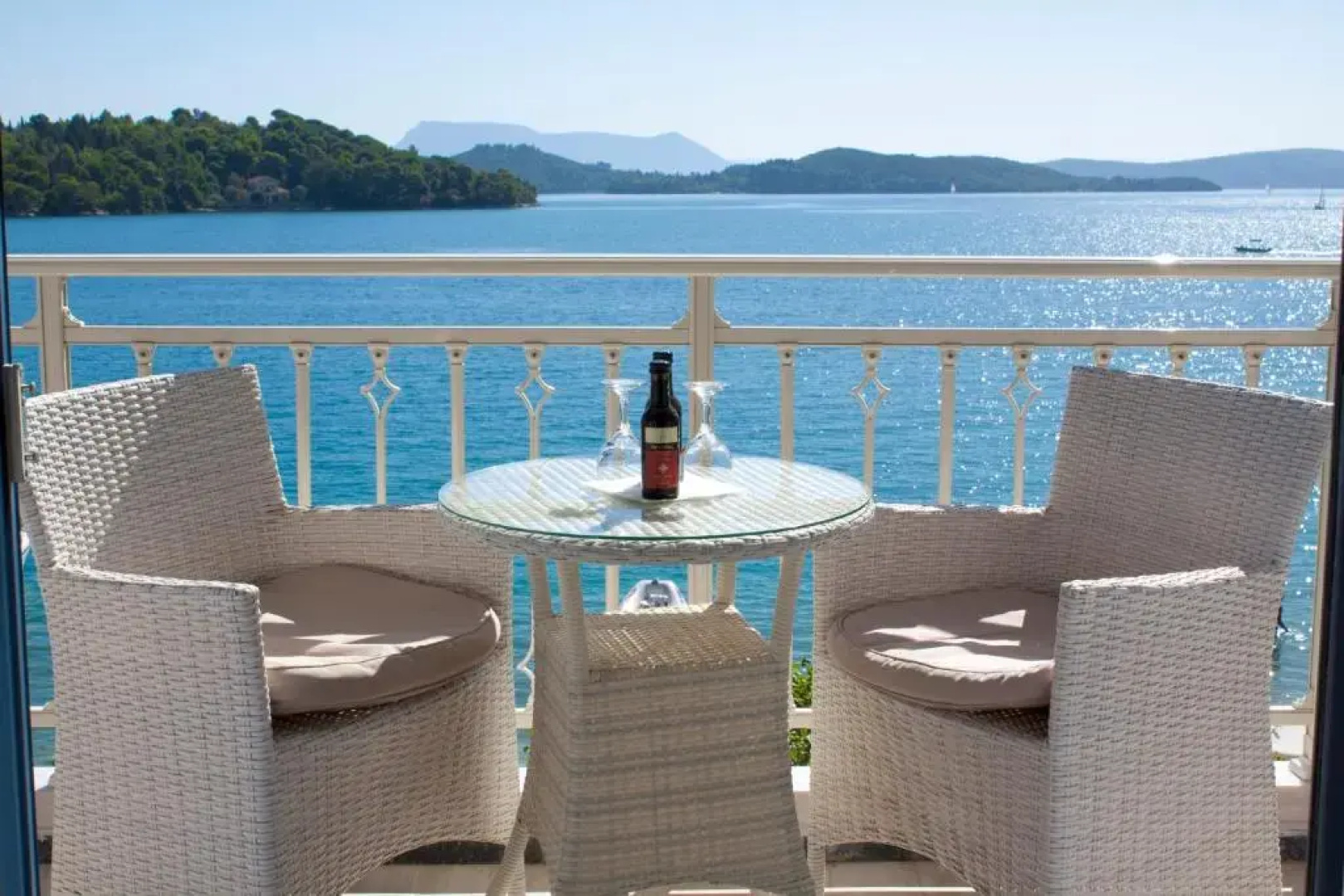 Nydri Beach Hotel