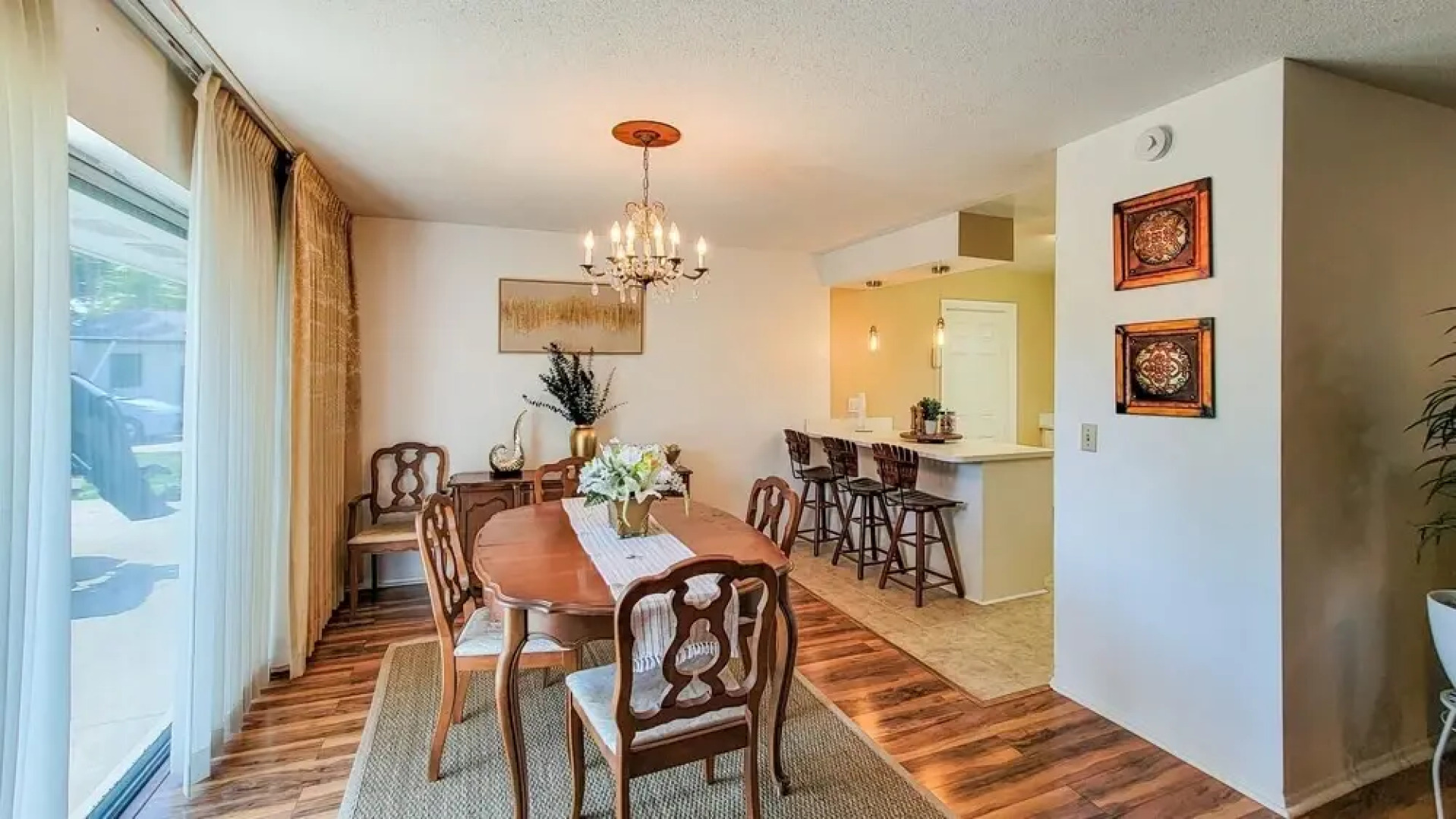 NEW Retro Relaxation in Stylish Rockledge Oasis