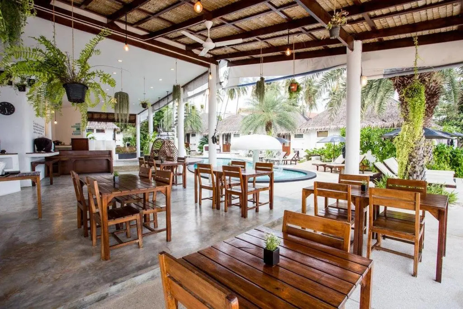 Lazy Days Samui Beach Resort