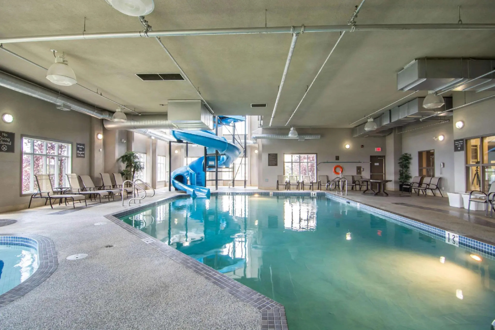 Comfort Inn & Suites