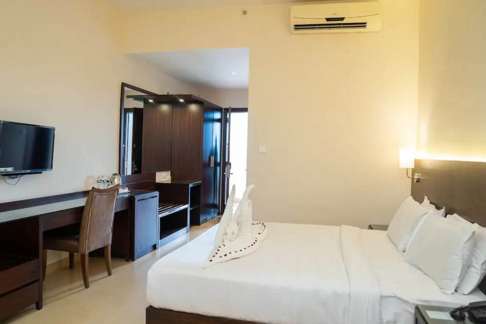 Greenleaf The Resort & Spa, Ganpatipule