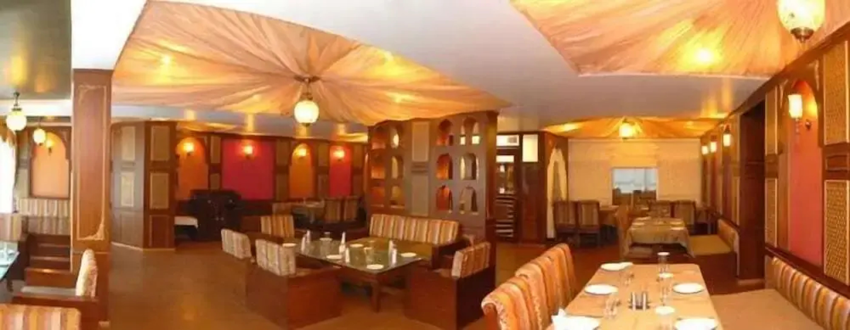 Hotel Arif Castles