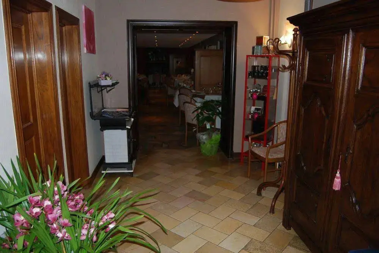 Hostellerie La Villa Des Roses