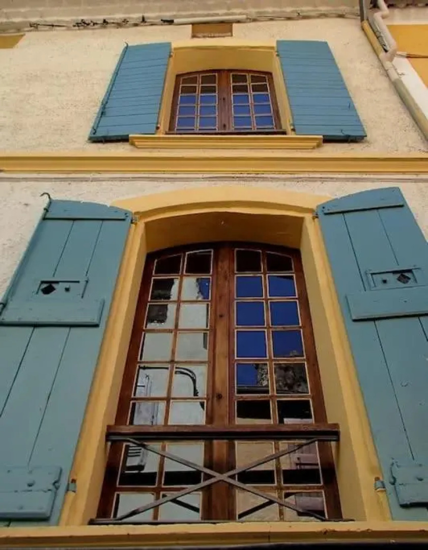 le 1835, studio rouge-Corail