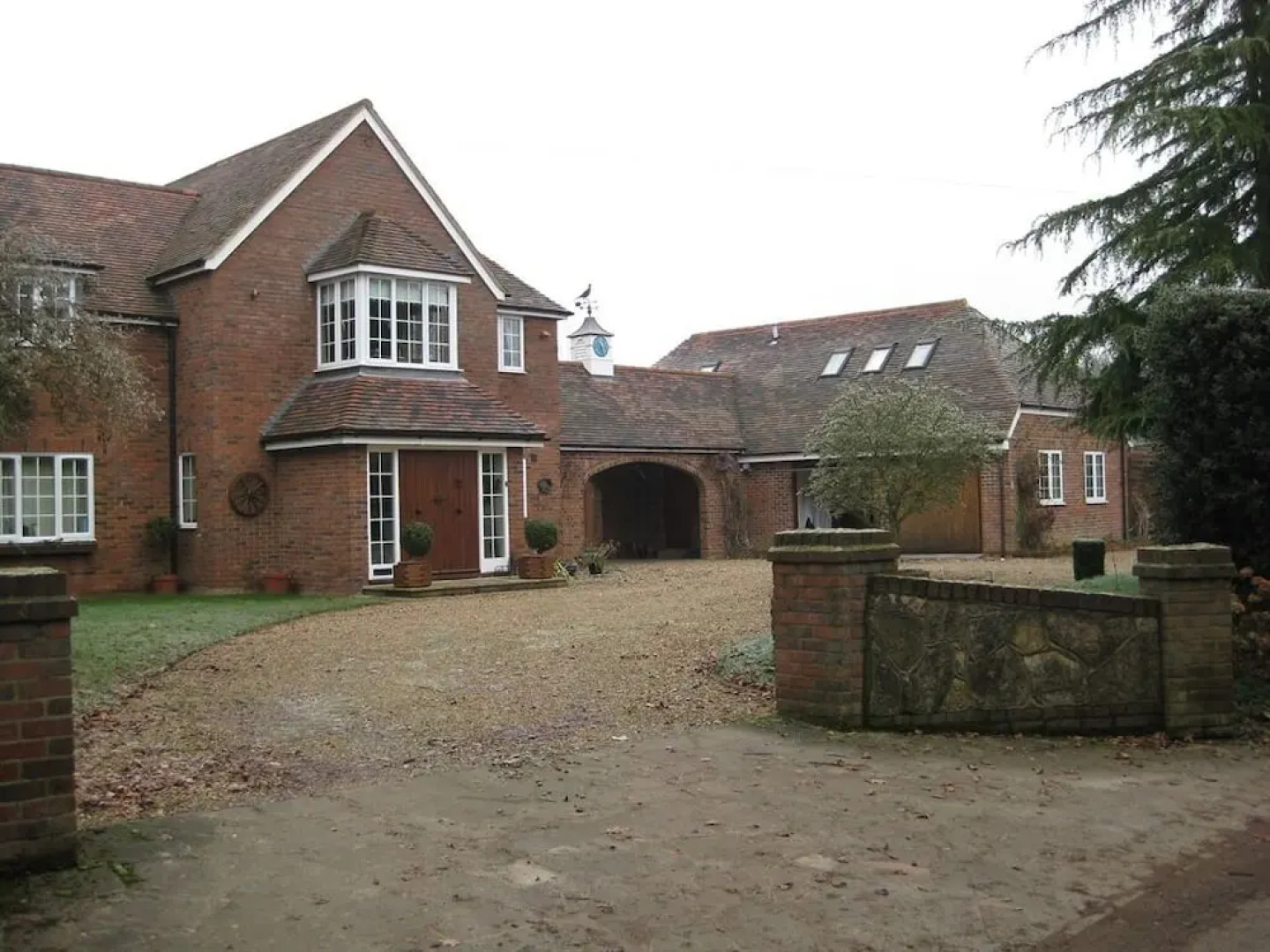 West Lodge at Porters End