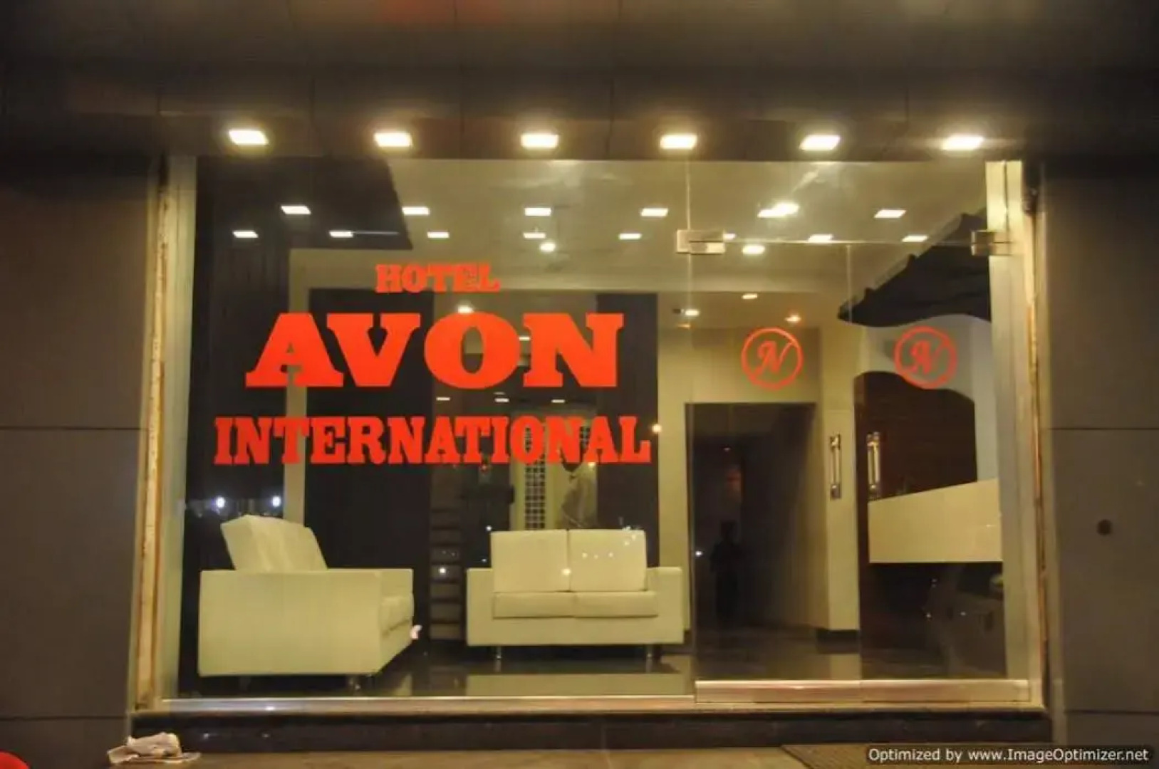 Hotel Avon International