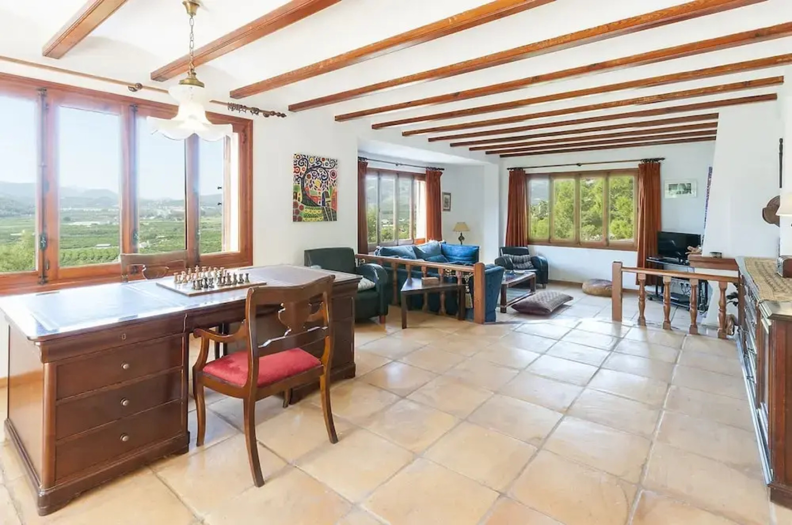 Casabra in Ador With 5 Bedrooms and 3 Bathrooms