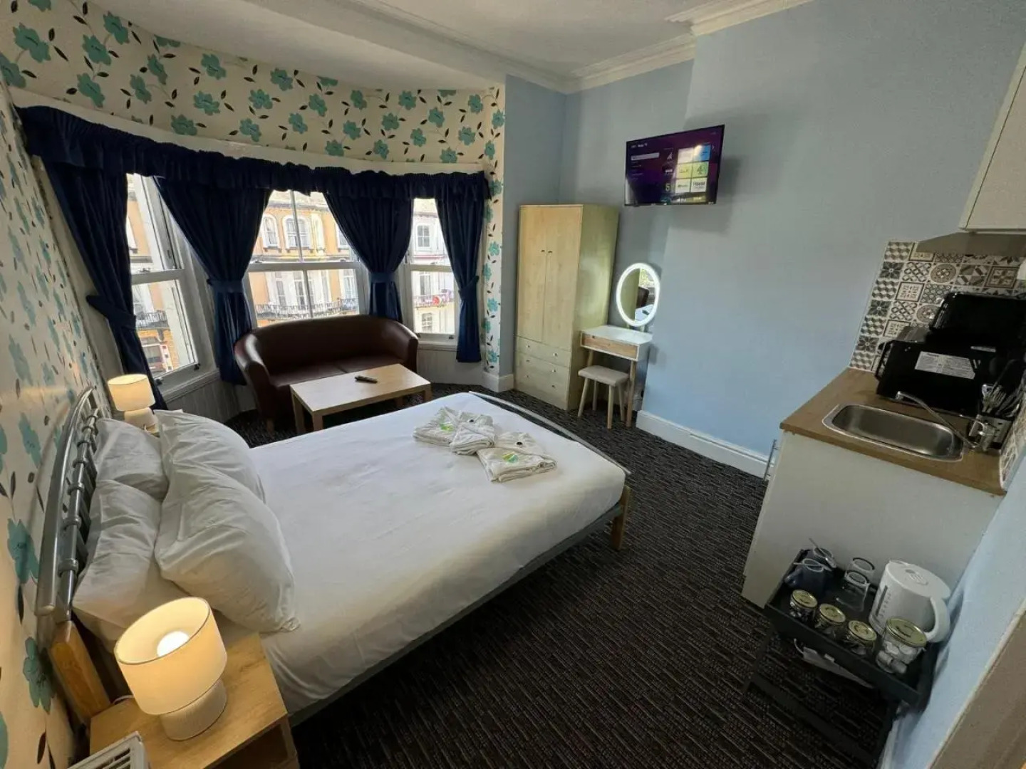 Amber Lodge Guest House