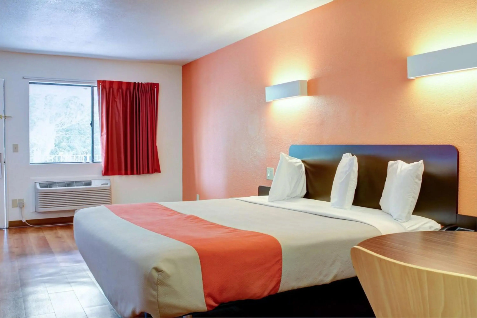Motel 6 Bishop, CA