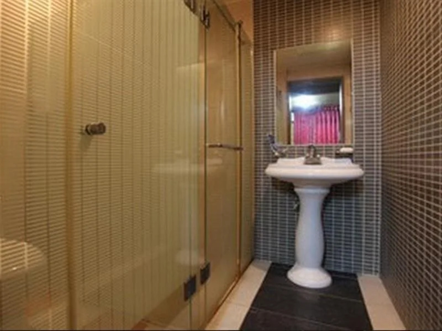 Sharp Hostel Dangjin