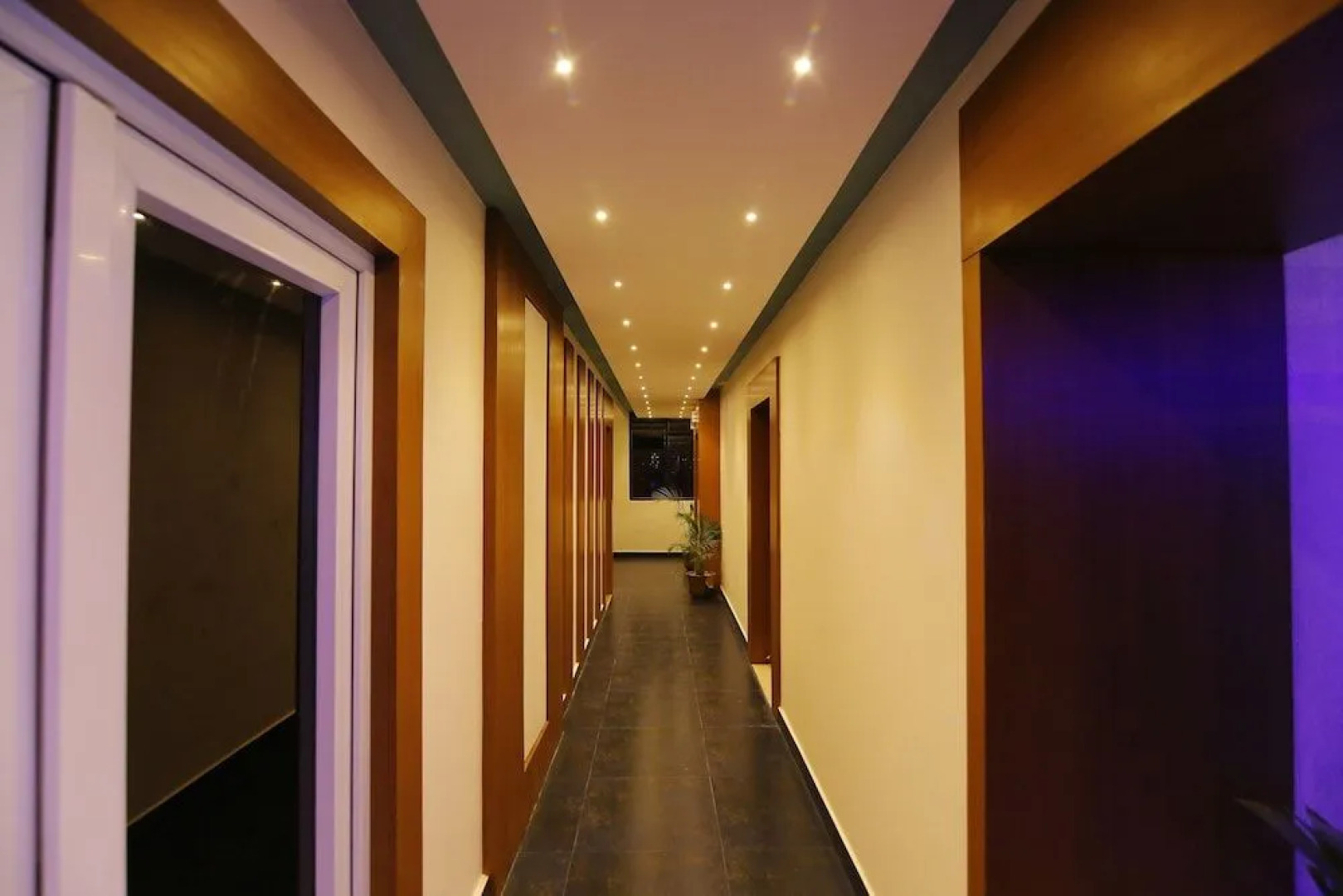 KVC International Hotel