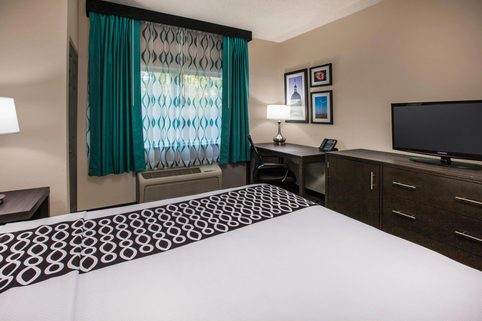 La Quinta Inn by Wyndham Indianapolis North at Pyramids
