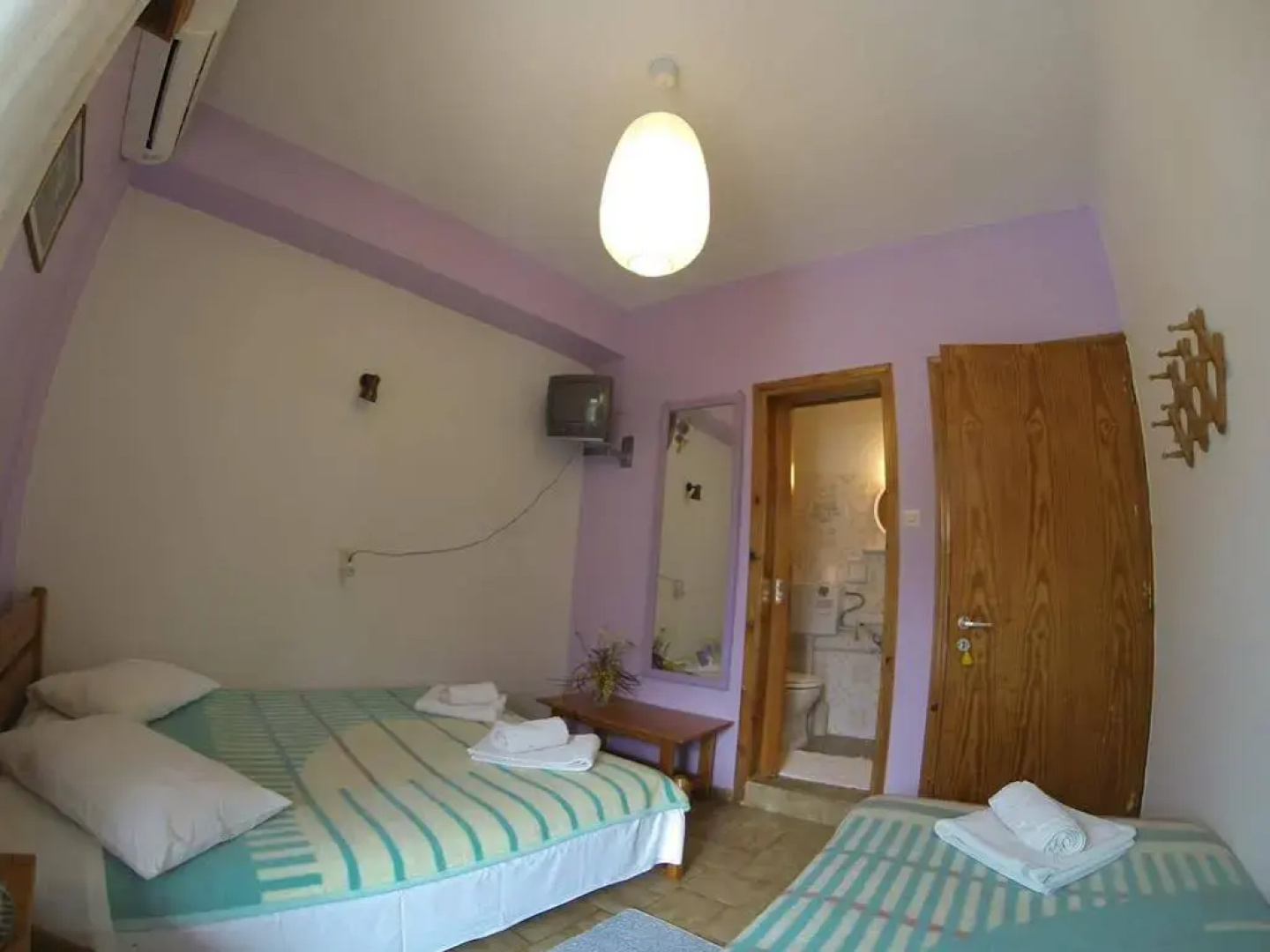 Anesi Rooms To Rent