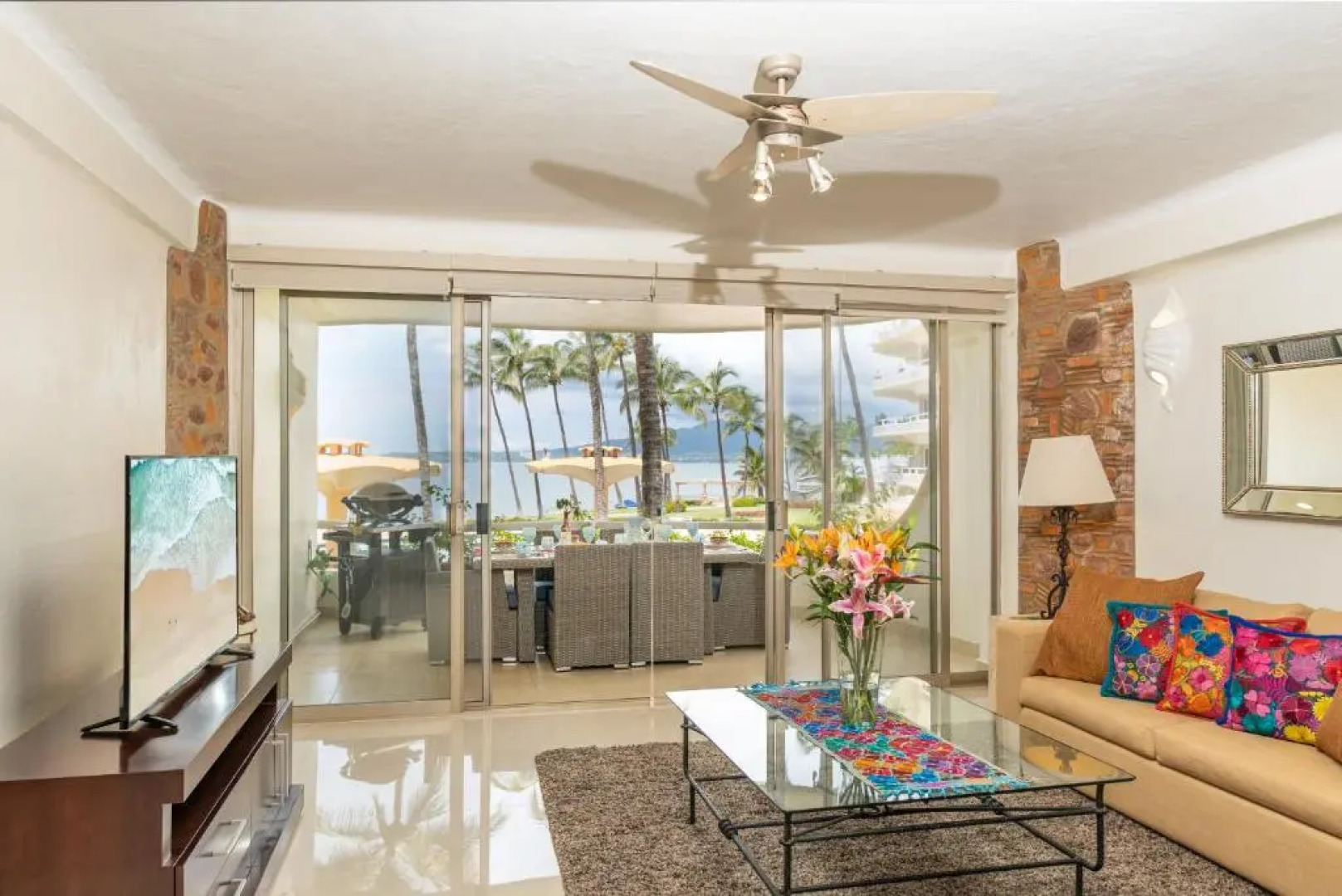 Ocean Front Condo with Pool Sleeps 7 Adults-Quinta del Mar 203