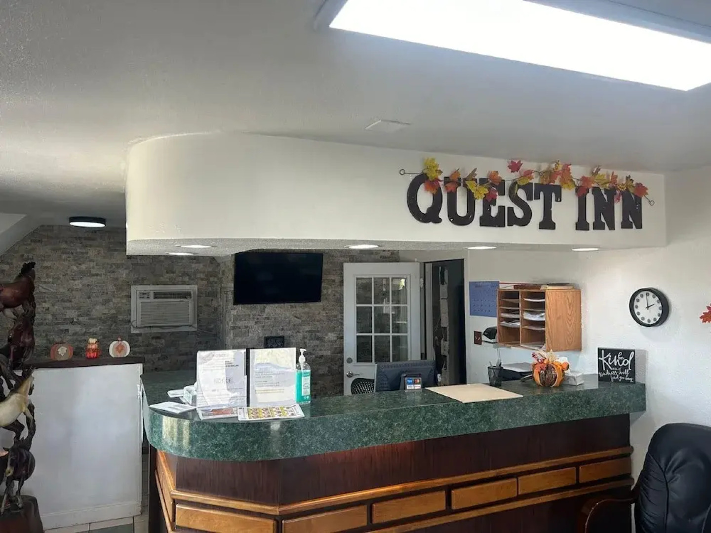 Quest Inn
