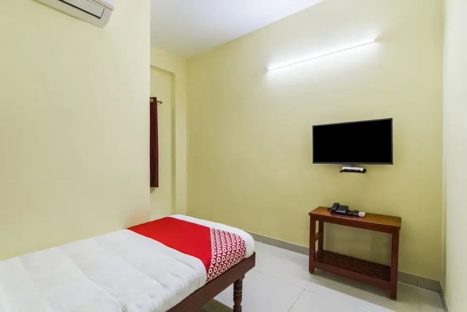 OYO 35753 Rk Residency