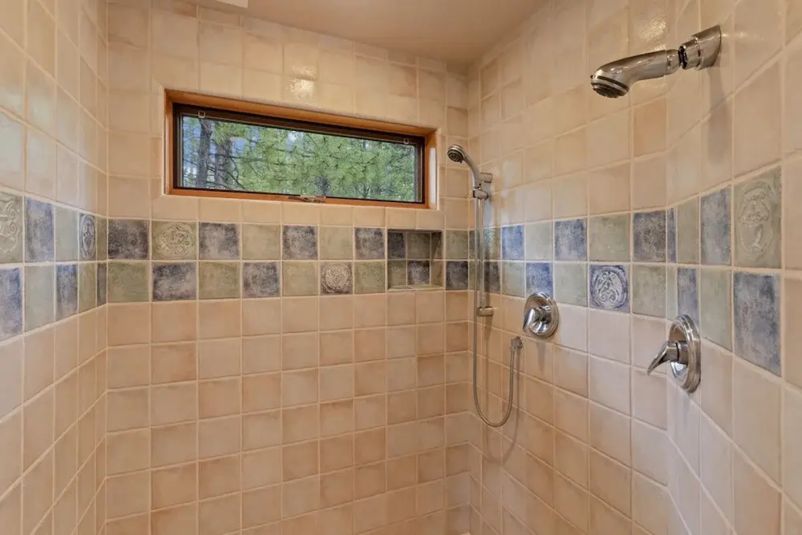 Glaze Meadow 376 3 Bedroom Home by RedAwning