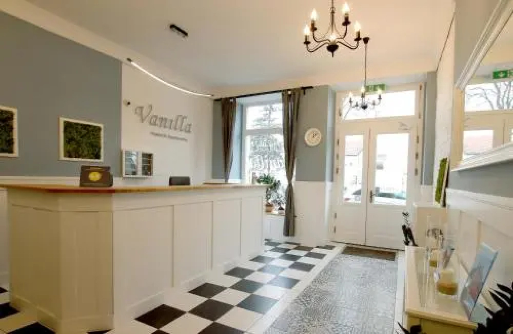 Vanilla Hostel  Apartments